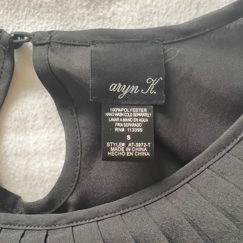 Aryn K Black Pleated Ruffle Neck Peplum Blouse Flutter Sleeve Small Boutique - Picture 8 of 8